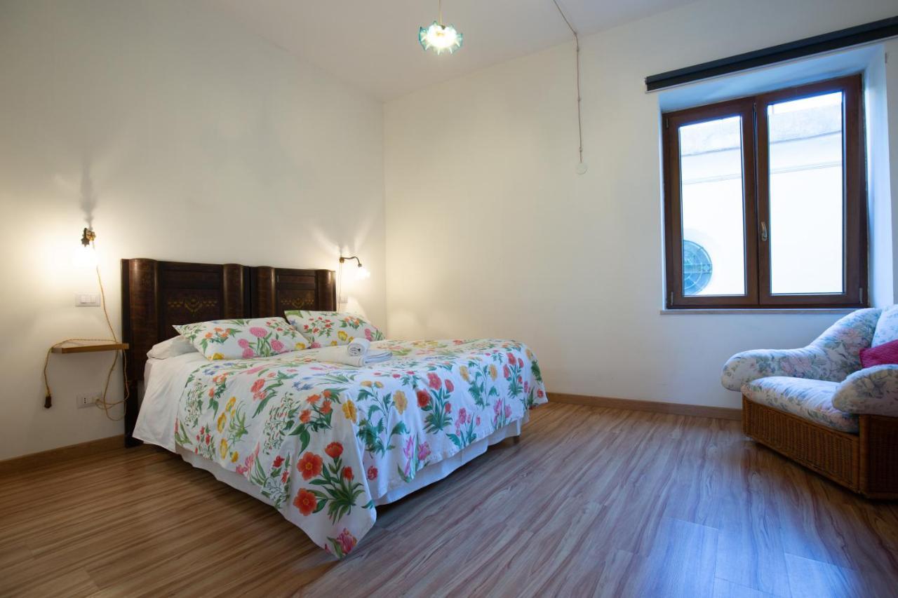 Villa La Quercia Meta Exteriör bild