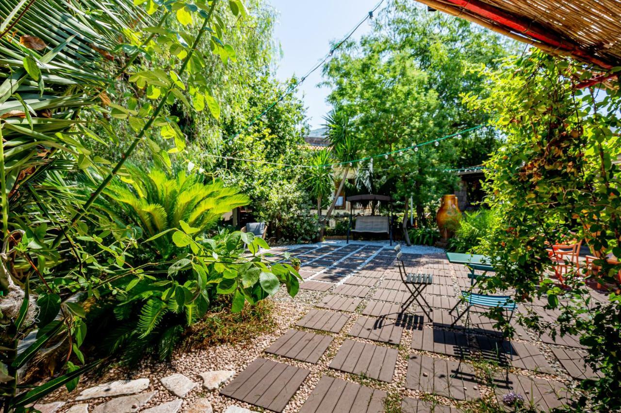 Villa La Quercia Meta Exteriör bild