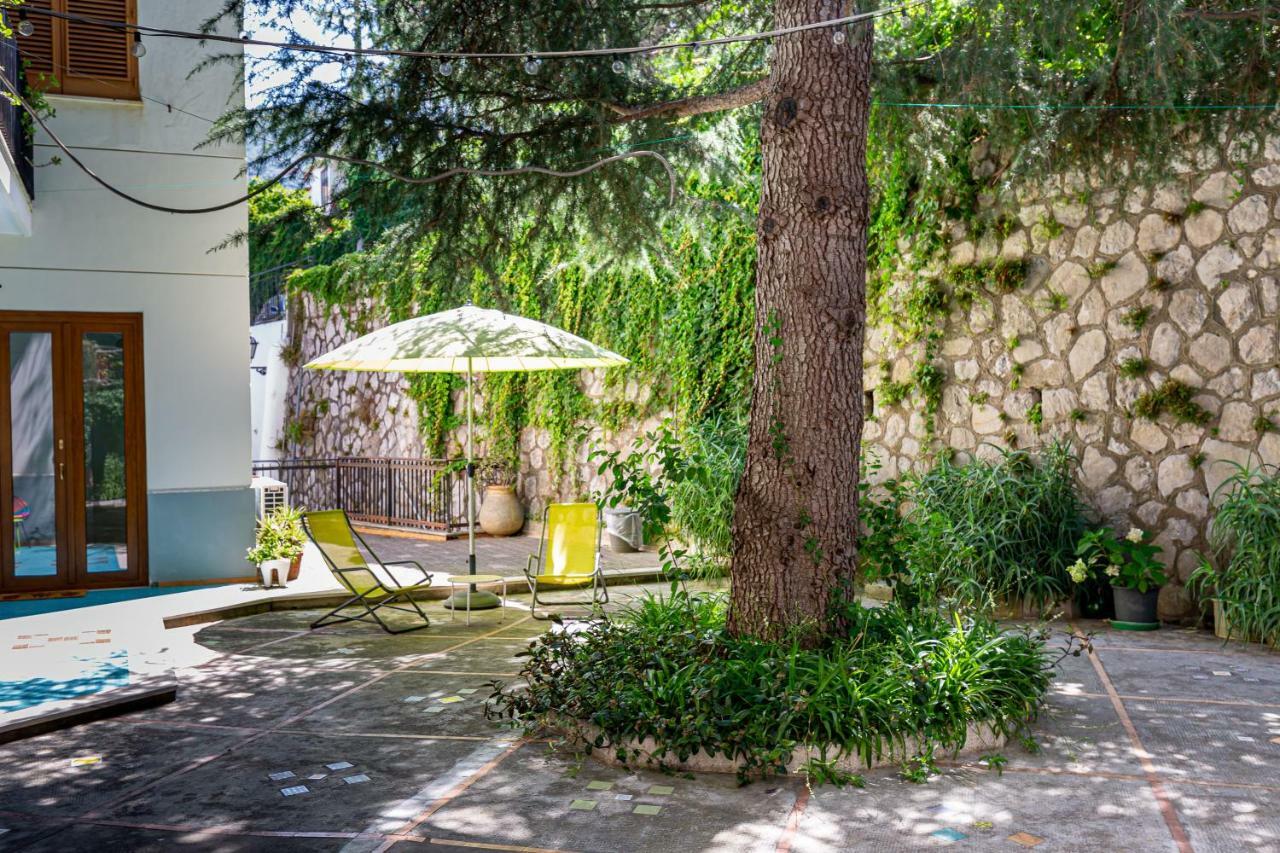 Villa La Quercia Meta Exteriör bild